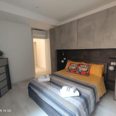 Apartamento Domus Gaudio Near Oplonti Ruins Torre Annunziata Exterior foto
